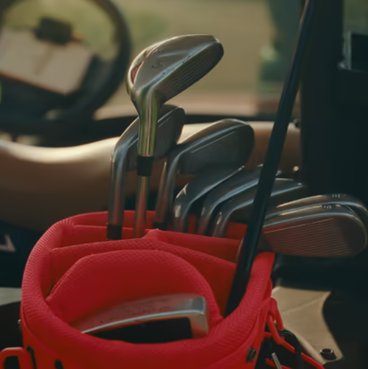 Three-tier B2B golf bags SKU product portfolio display