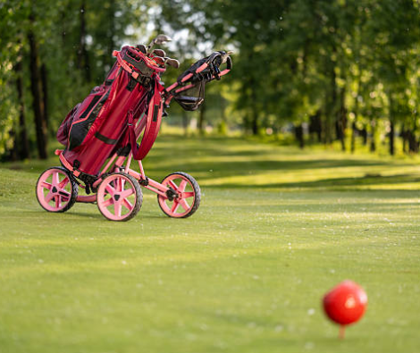 Essential Golf Bag Design: 7 Costly Mistakes Every Brand Must Avoid 3 Golf bag design sketch showing pocket layout and divider configuration on CAD drawing