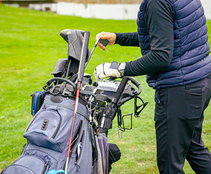 Smart Golf Bag Logistics: 6 Proven Strategies to Lower Shipping Costs in 2026 4 Golf bag logistics overview showing shipping containers and customs clearance workflow