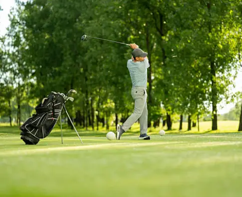 Home 17 custom golf bag trends