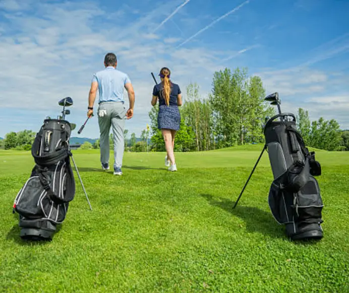 Home 16 golf bag production cost